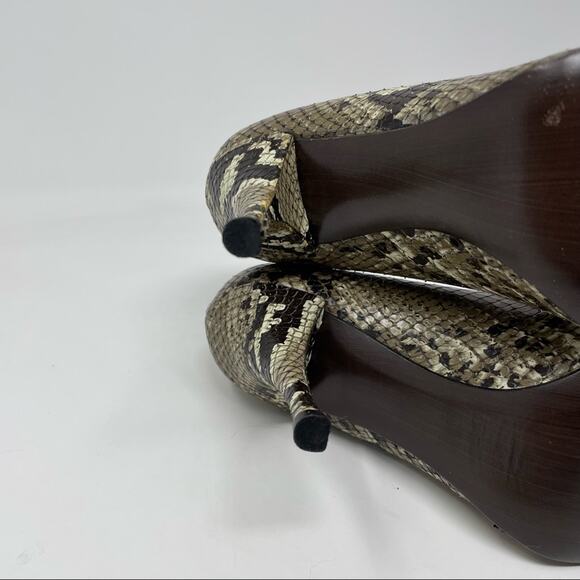 Stuart Weitzman Snakeskin Python Leather Peep Toe High Heels Shoes Black Tan 6 - Picture 10 of 11